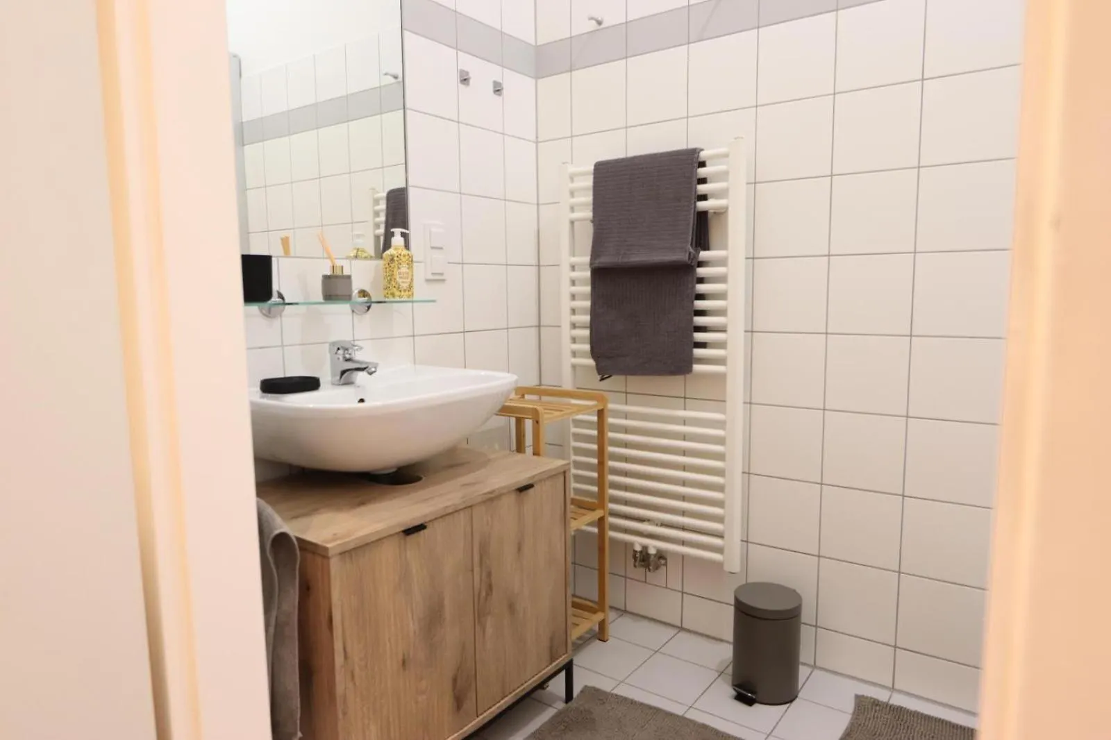 Wunderschoene Altbau-Stil Wohnung Vienna