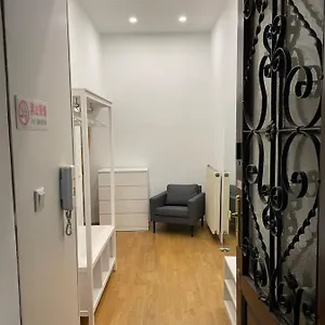 100m2 Nähe 1010 Wien
