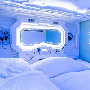  カプセルホテル Space - Hall