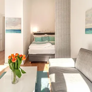 Luxurious And Bright, 5 Min To City Center Апартаменты